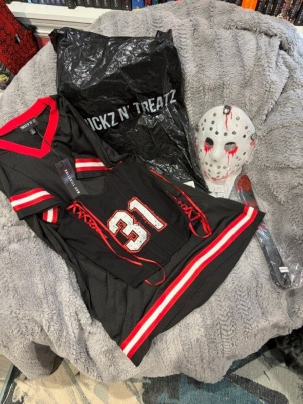 Dolls Kill Killer Hockey Jason Costume Size Large NWT!